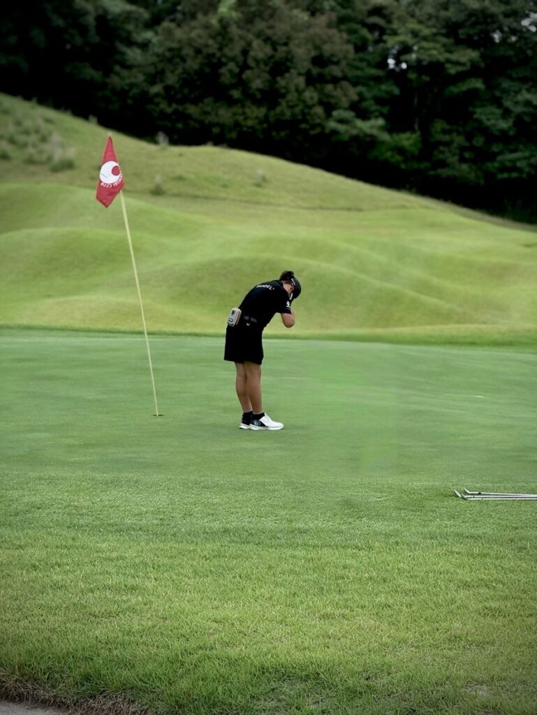 西日本決勝大会2026でパッティングする荒砂士道