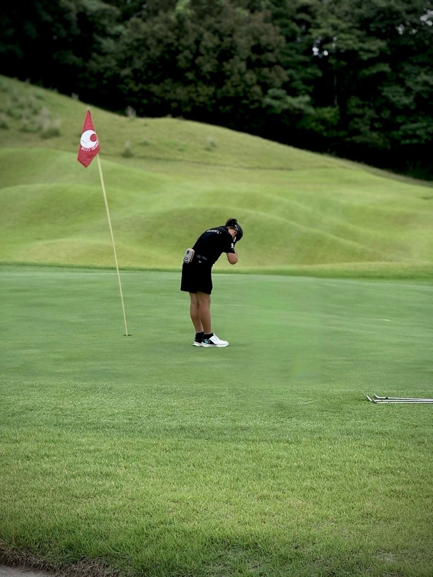 西日本決勝大会2026でパッティングする荒砂士道