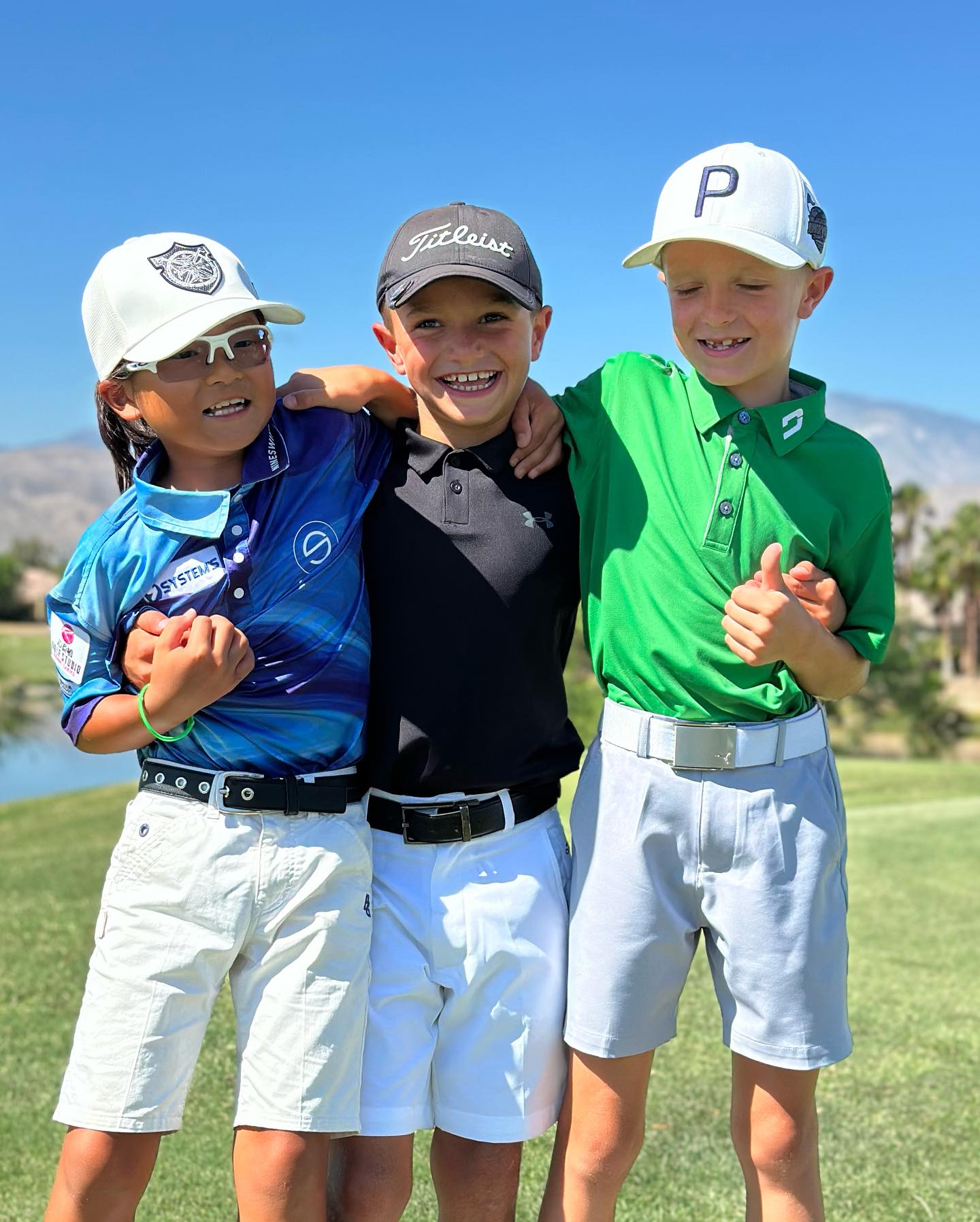 FCG Callaway World Championship 2023の会場で同組選手と並ぶ荒砂士道