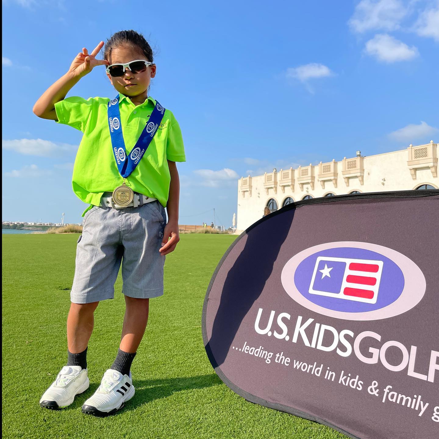 Yas Links Abu DhabiのU.S. Kids Golf UAE Local Tourで優勝した荒砂士道